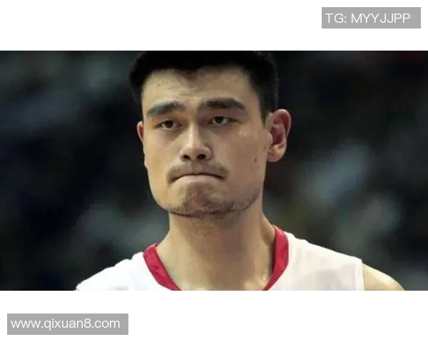 姚明回首篮球生涯的伤感往事与不舍瞬间的深情回忆