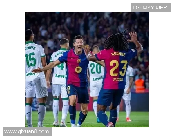 中超精彩对决巴萨上演逆转大戏6比2战胜里昂引发全场热烈欢呼