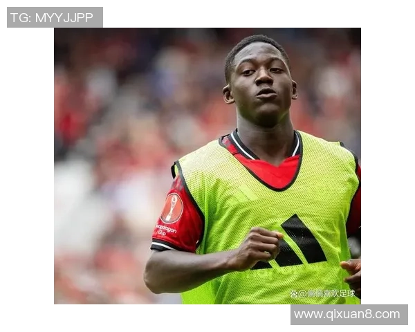 国王杯惊现冷门那不勒斯与曼联鏖战平局引发全场热议